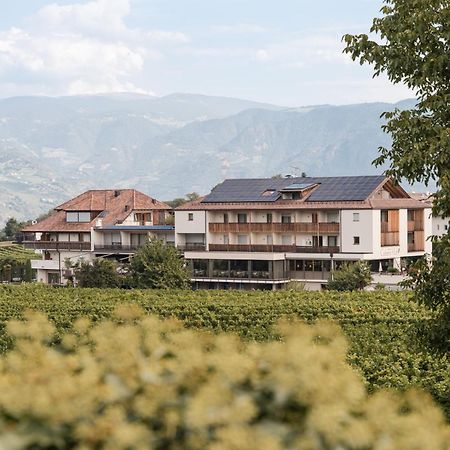 Hotel Girlanerhof Апиано сула Страда дел Вино Екстериор снимка